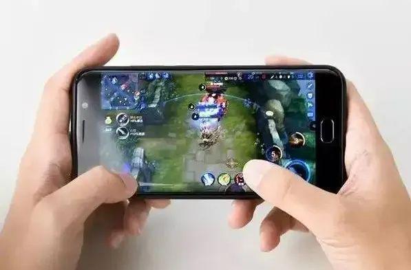 孩子沉迷打王者荣耀影响学习怎么让孩子远离游戏？(图1)