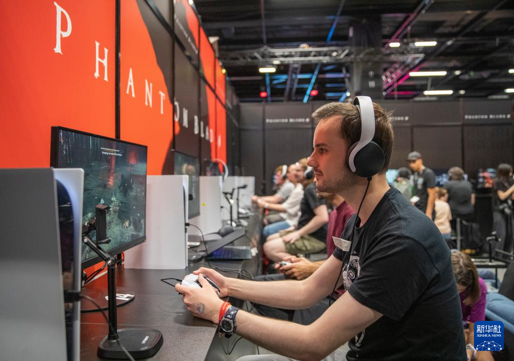 Ag旗舰厅官网记者手记丨在科隆国际游戏展感受“中国游戏热”(图5)