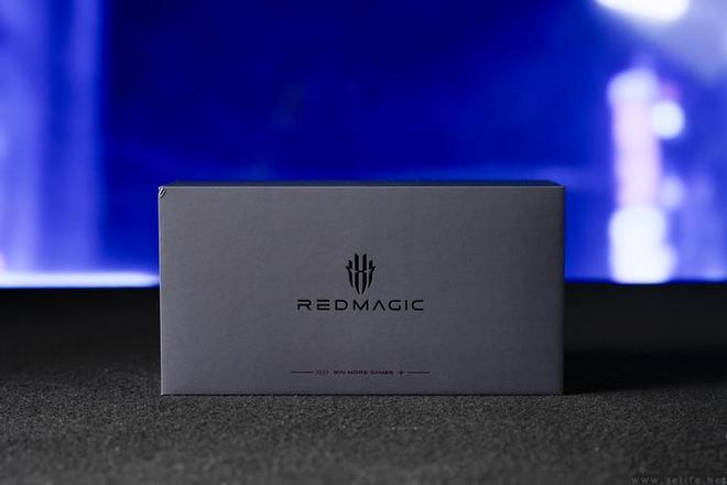 风水双冷、性能新巅峰：红魔游戏手机11PRO+专项测试(图1)